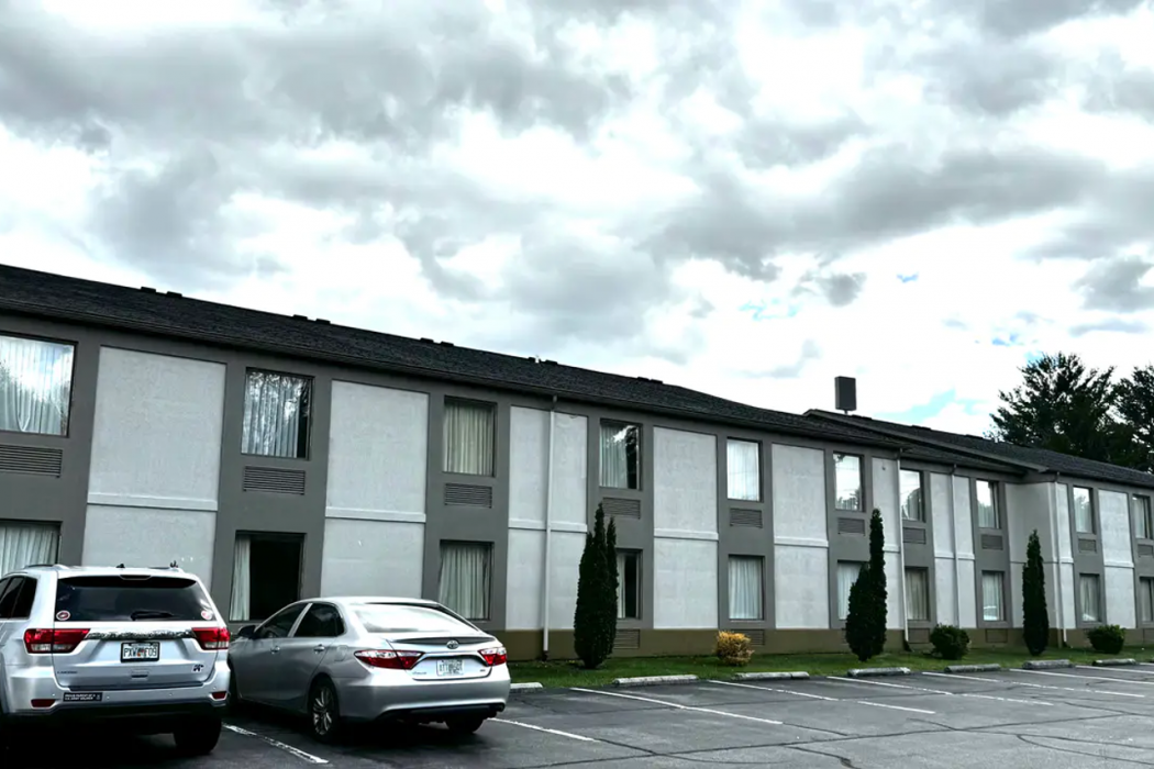 Deluxe Inn Wytheville 4/39