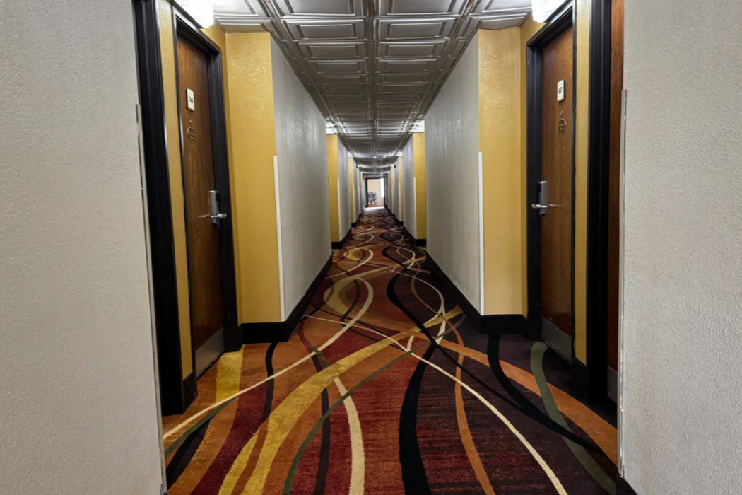 Deluxe Inn Wytheville 29/39