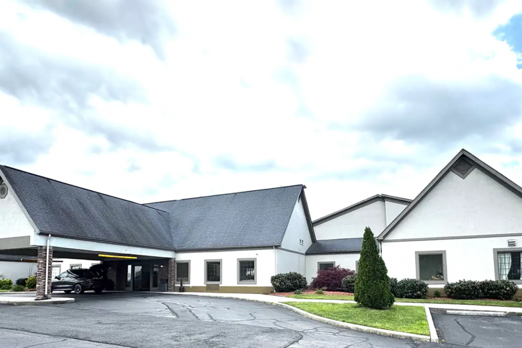 Deluxe Inn Wytheville 1/39