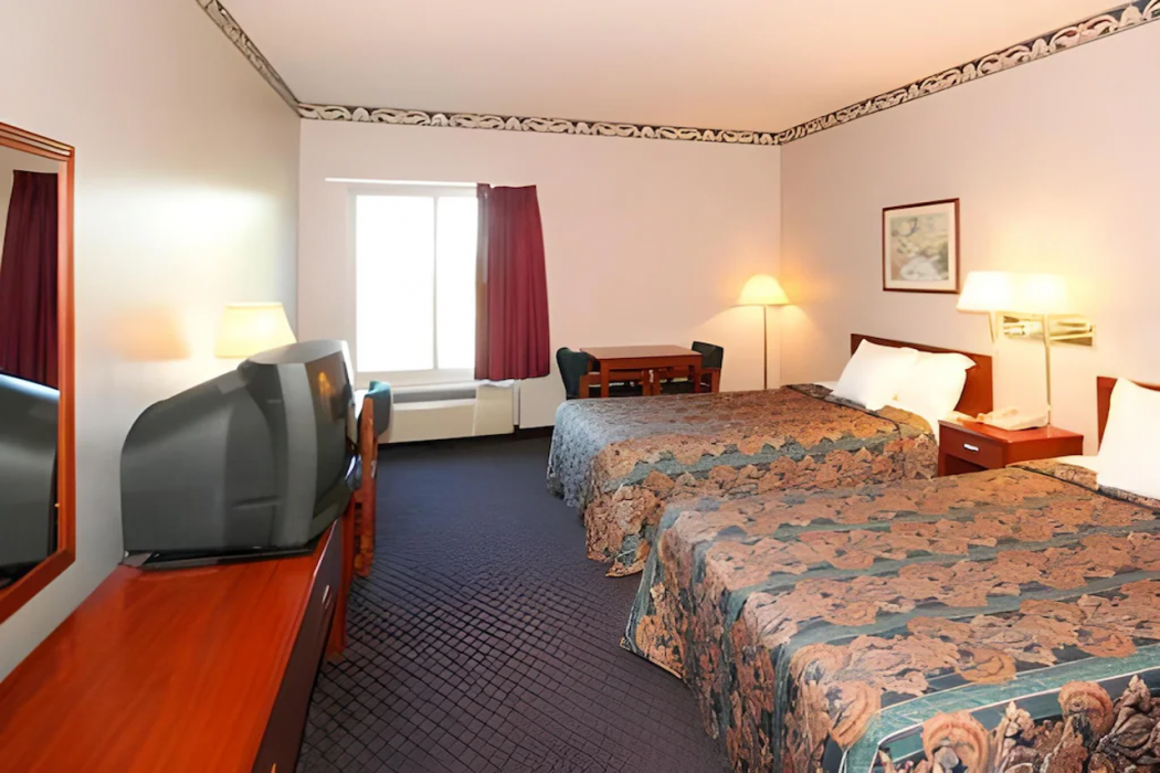 Comfort Inn & Suites Springfield KY 6/13