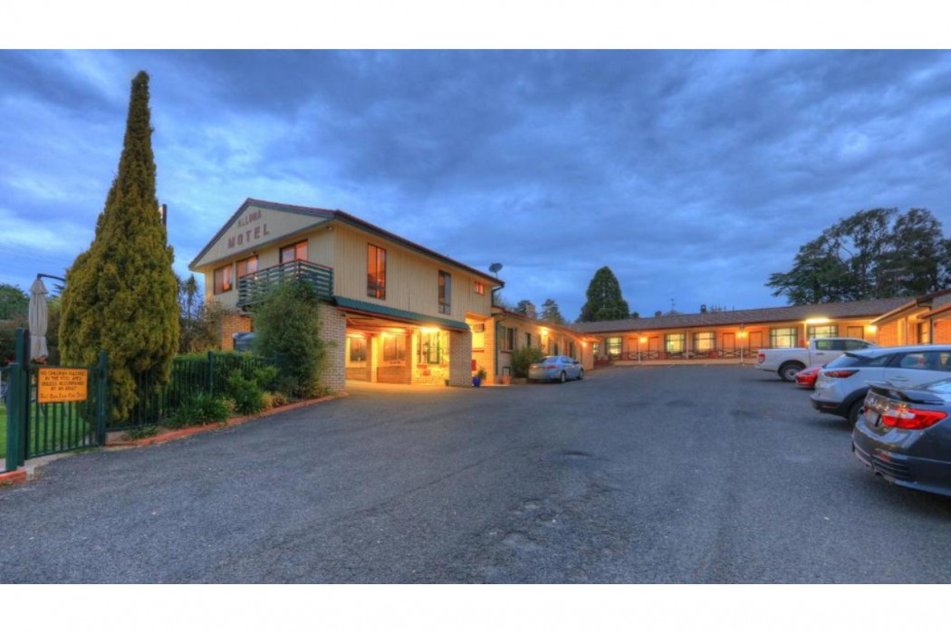The Alluna Motel, an Ascend Collection Hotel 2/18
