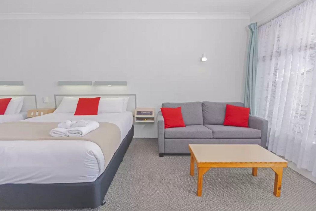 The Alluna Motel, an Ascend Collection Hotel 6/18