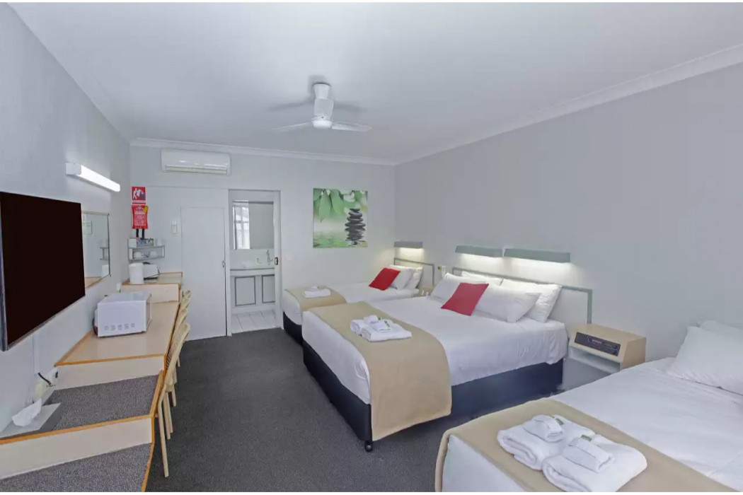 The Alluna Motel, an Ascend Collection Hotel 8/18