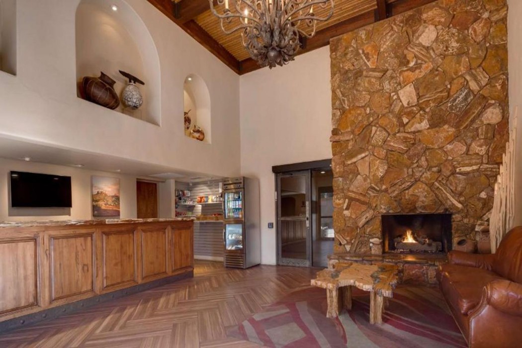 Best Western Plus Arroyo Roble Hotel & Creekside Villas 5/47