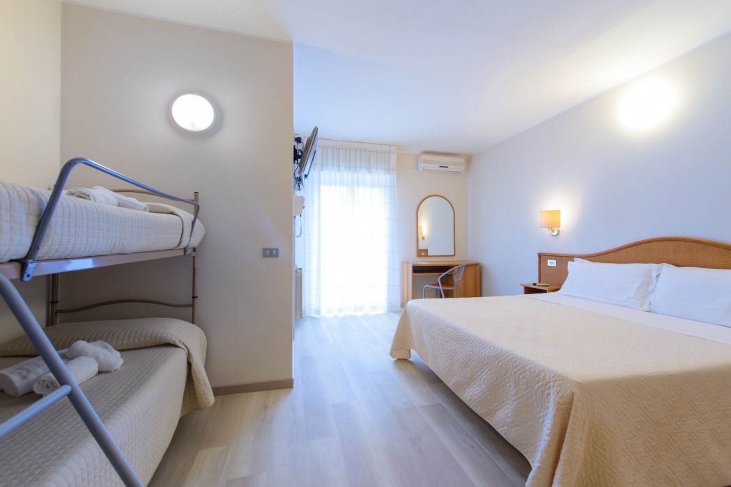 HOTEL FALCO 20/52