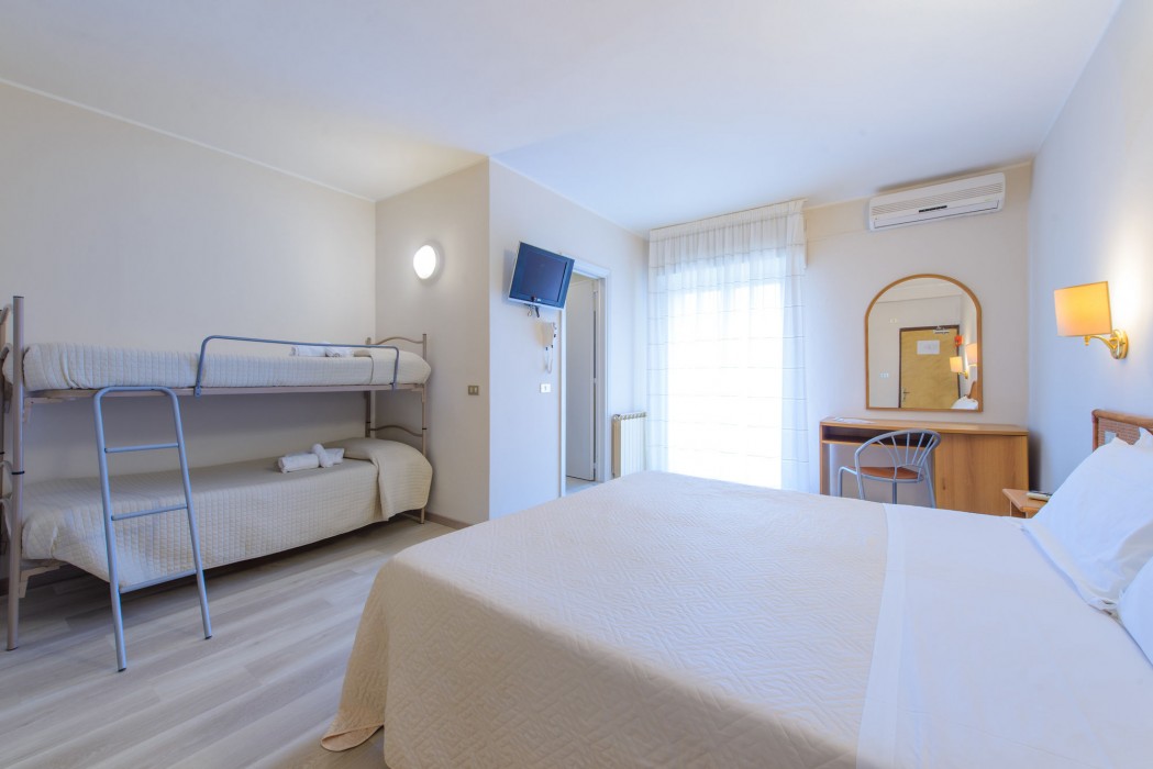 HOTEL FALCO 40/52