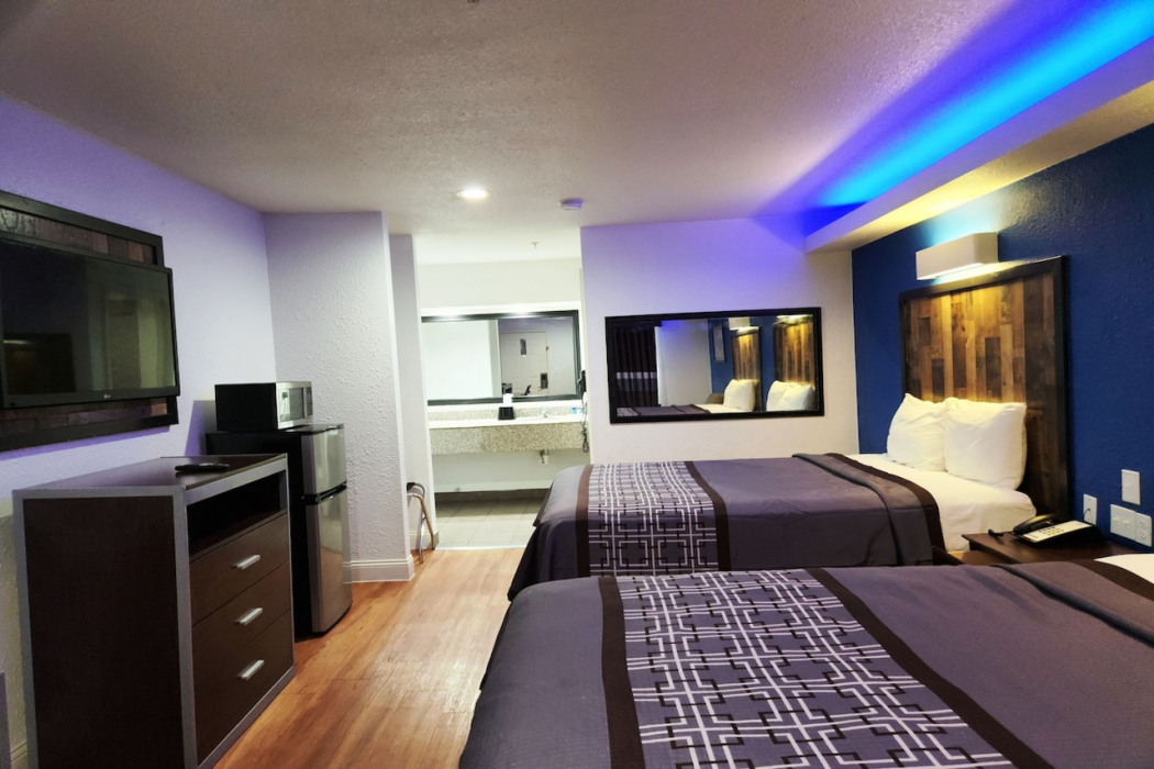 Express Inn 8/60