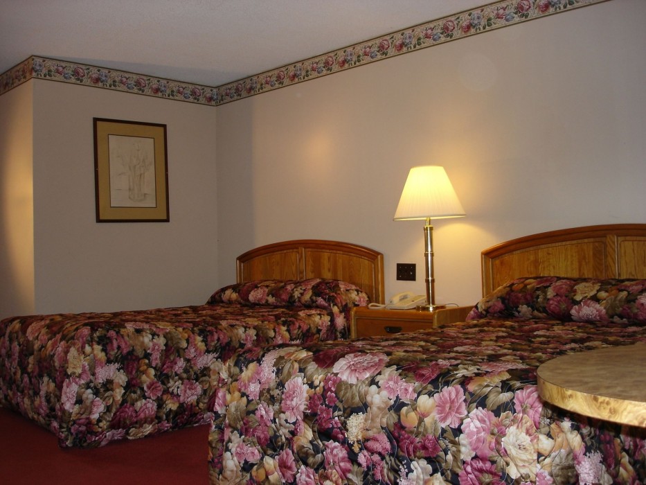 Amerihill Inn Suites Greensboro 18/41