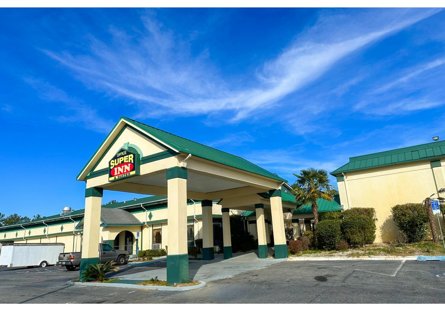 Super Inn & Suites by OYO Milledgeville in MILLEDGEVILLE - GA