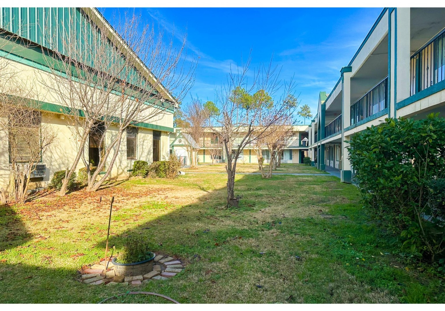 Super Inn & Suites by OYO Milledgeville 13/83