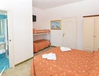 HOTEL CALANCA 23/45