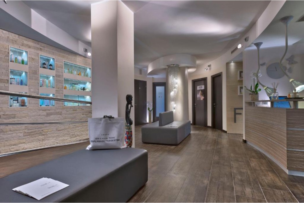 Lobby at Esplanade Tergesteo - Luxury Retreat - Adults Only, MONTEGROTTO TERME