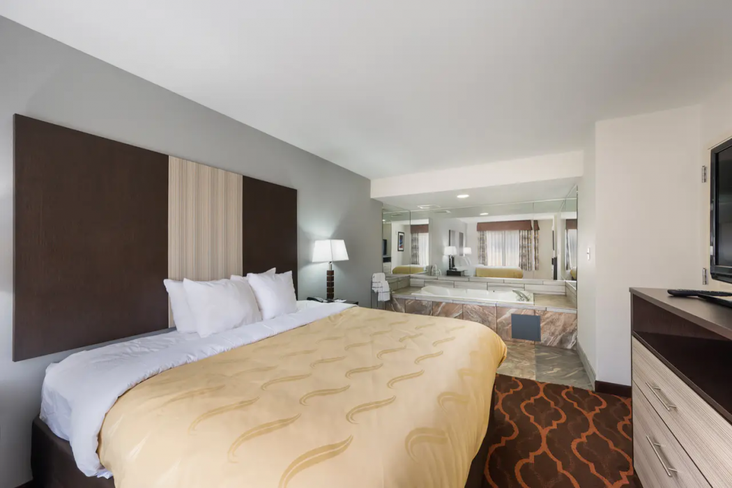Quality Inn & Suites Huntsville Research Park Area 9/22