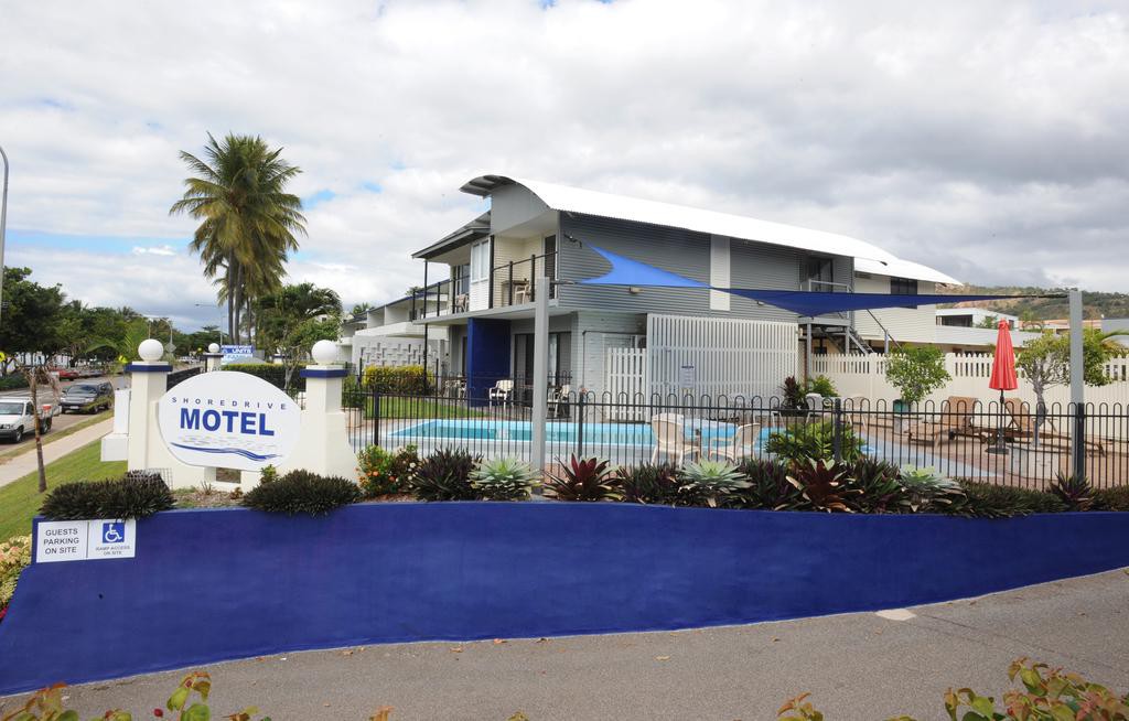 SHOREDRIVE MOTEL 1/32