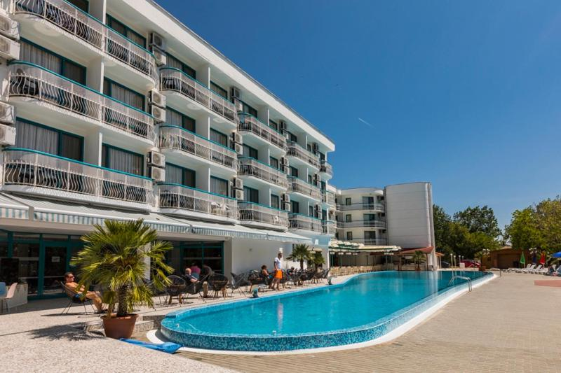 Zefir Hotel 17/28