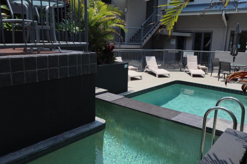 Coolum Beach Resort 27/58