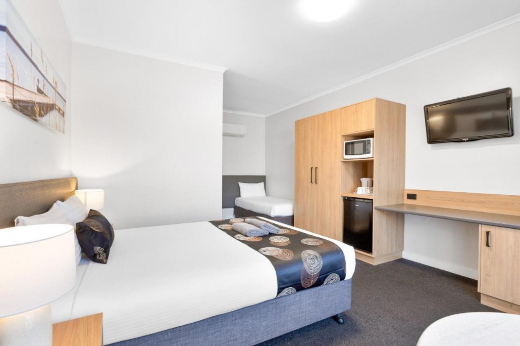 Best Western Port Lincoln 12/69
