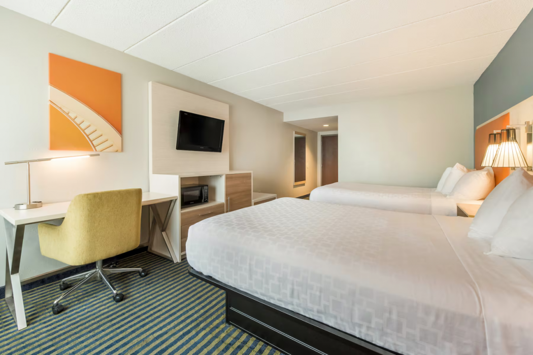 Baymont by Wyndham Westampton 13/28
