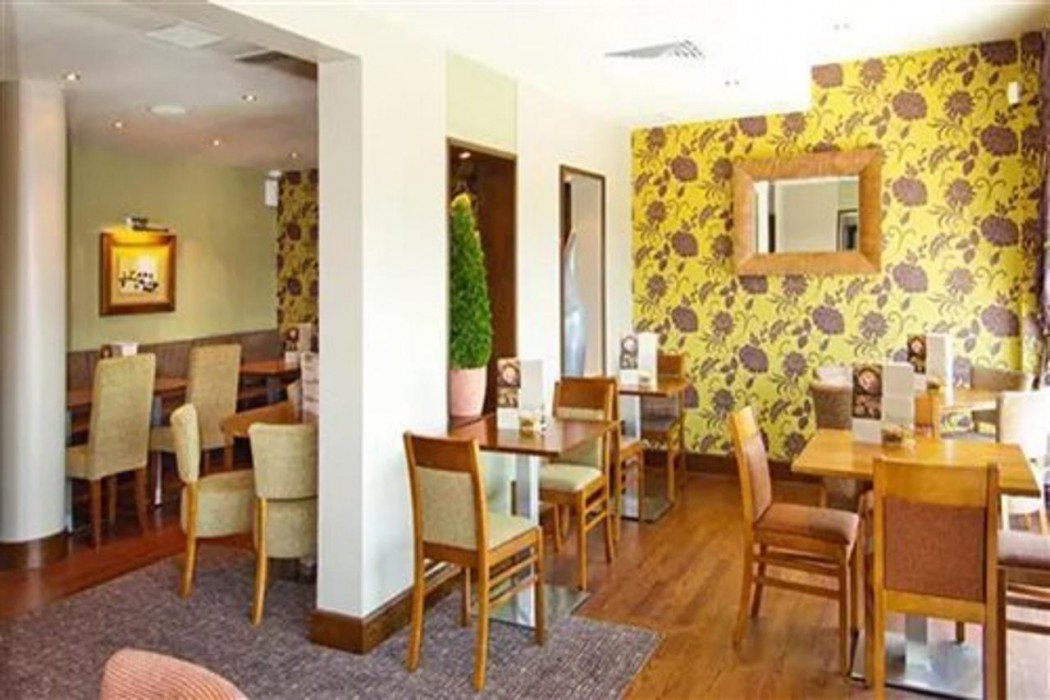 Premier Inn London Gatwick Airport Manor Royal 25/48