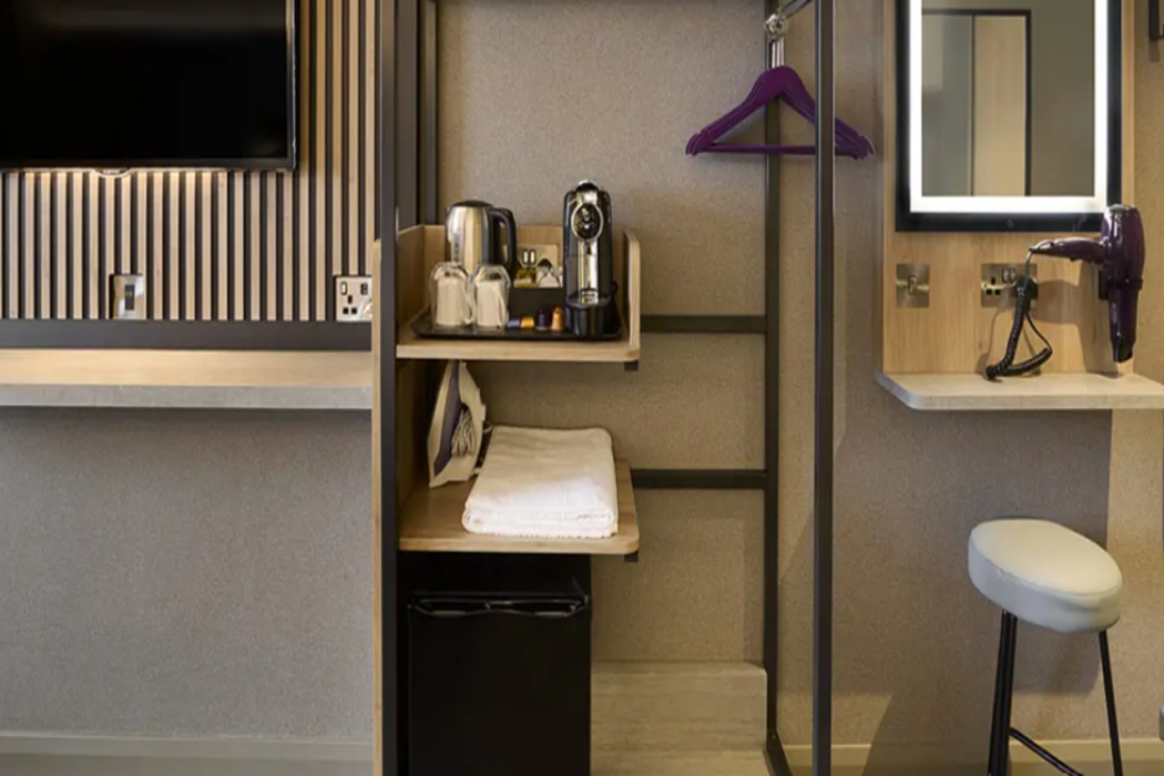Premier Inn London Gatwick Airport Manor Royal 12/48