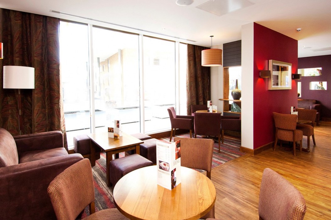 Lobby at Premier Inn London Greenwich, LONDON