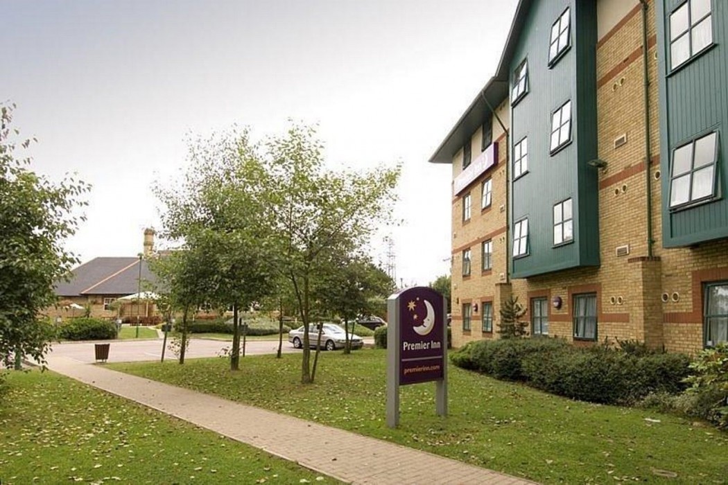 Premier Inn Luton (Airport) hotel in LUTON