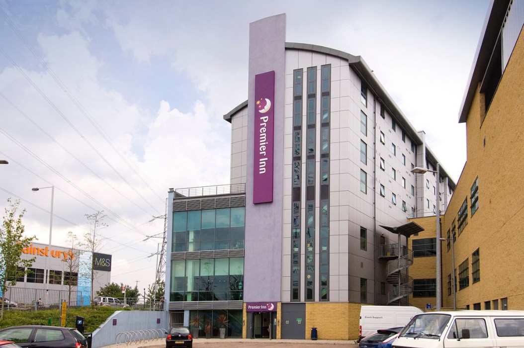 Premier Inn London Wimbledon South in LONDON