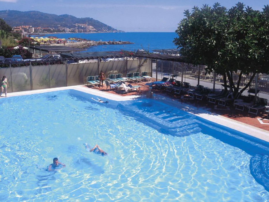 BELLEVUE ET MEDITERRANÉE 24/59