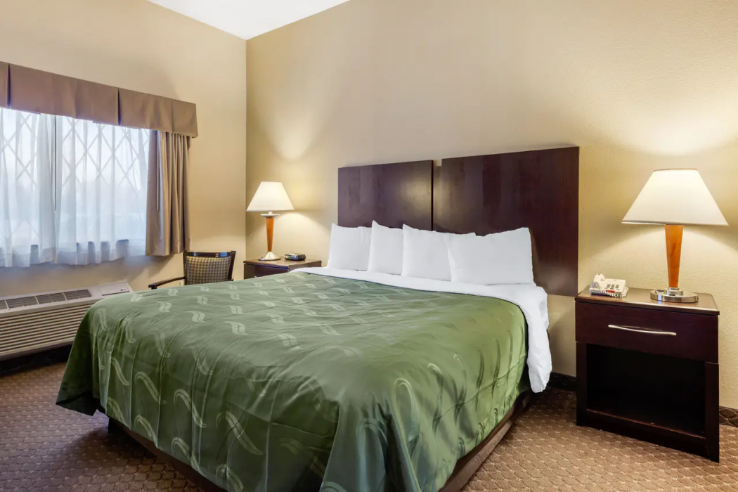 Quality Inn Smyrna 11/34