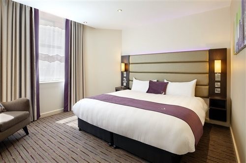 Premier Inn Liverpool (Roby) 13/42