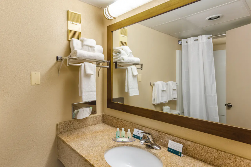 Quality Inn Radford-West Blacksburg I-81 13/28