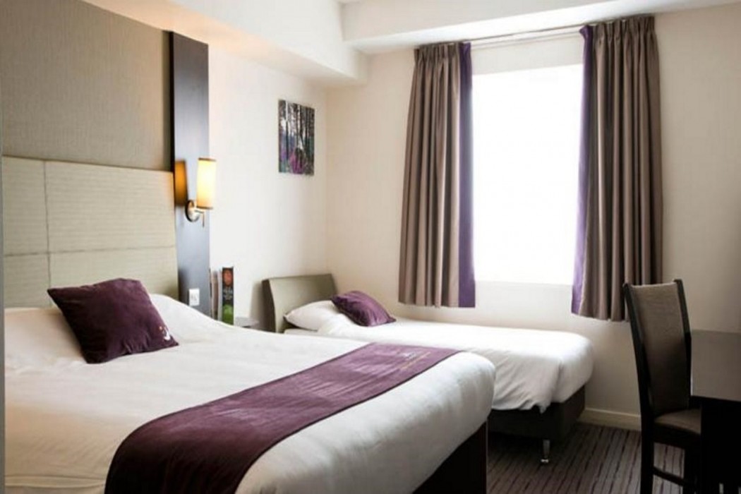Premier Inn Dunfermline 11/32
