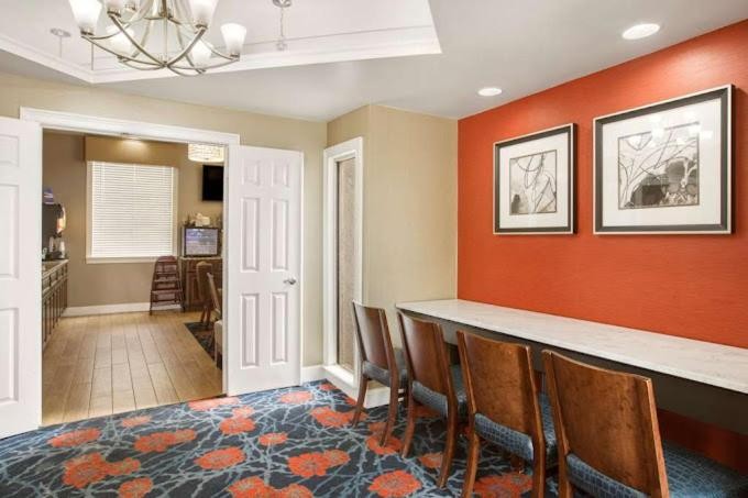 Clarion Pointe Morrow - Atlanta South 25/32