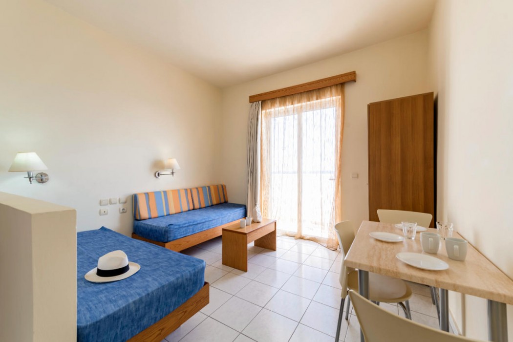 Stella Hotel 30/73