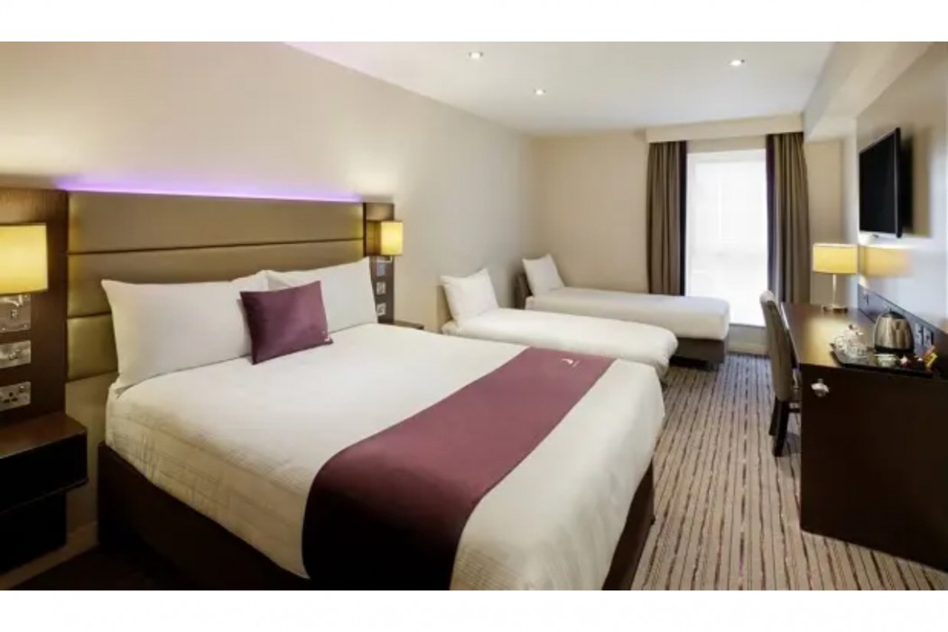 Premier Inn Aberdeen City Centre 14/25