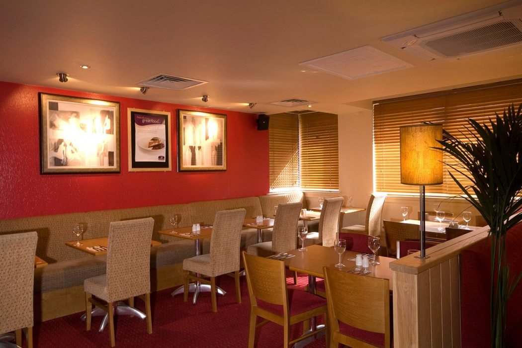 Premier Inn Aberdeen City Centre 18/25