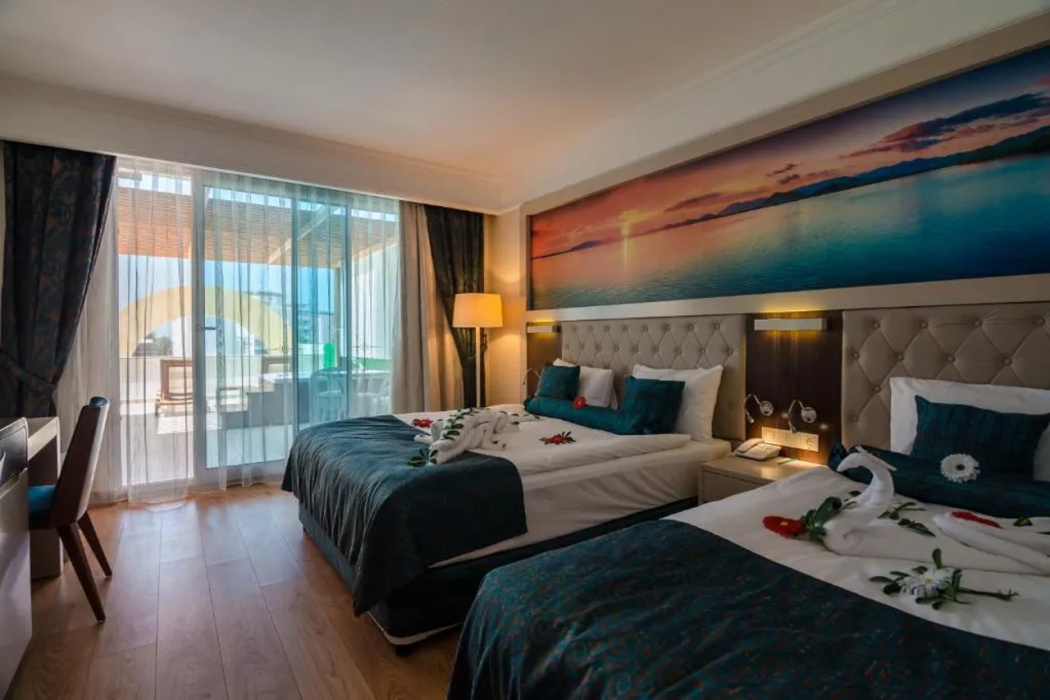 The Lumos Deluxe Resort Hotel and Spa 10/60