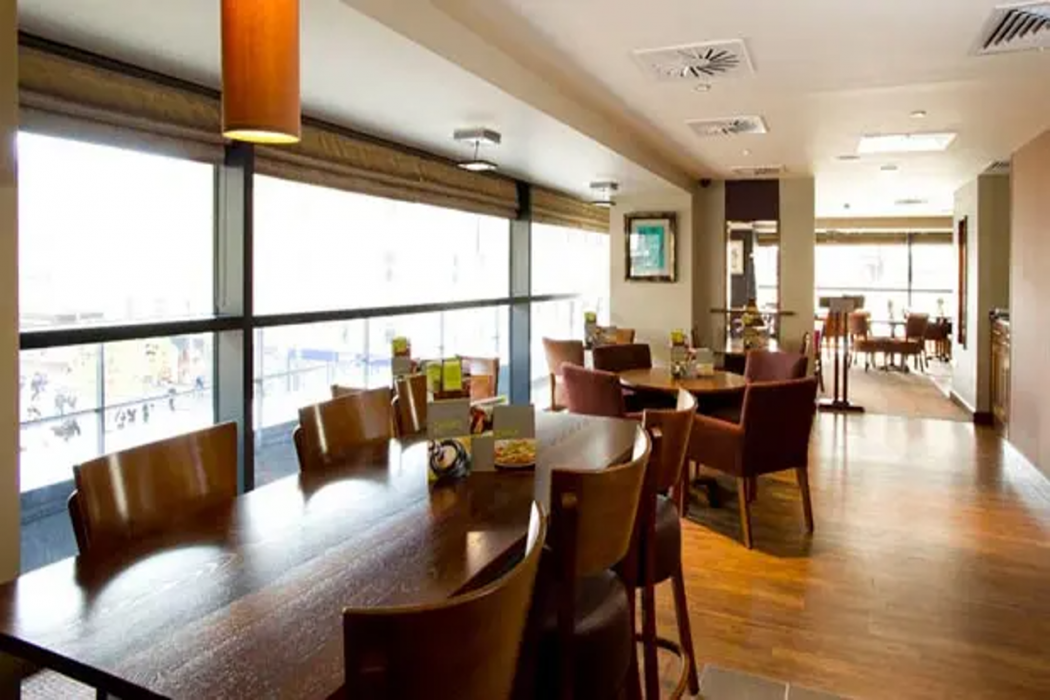 Premier Inn Glasgow City Centre Buchanan Galleries Hotel 28/37