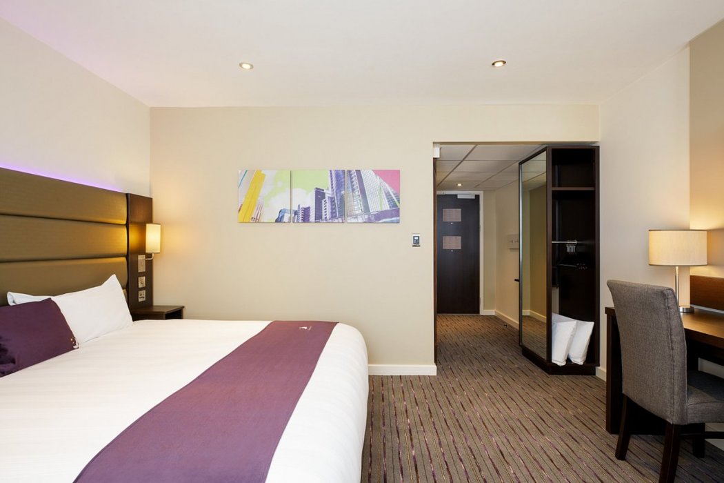 Premier Inn Birmingham City Centre (New Street Station) 10/46