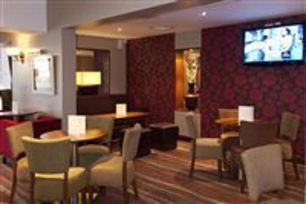 Premier Inn Cardiff City Centre Queen Street 10/60