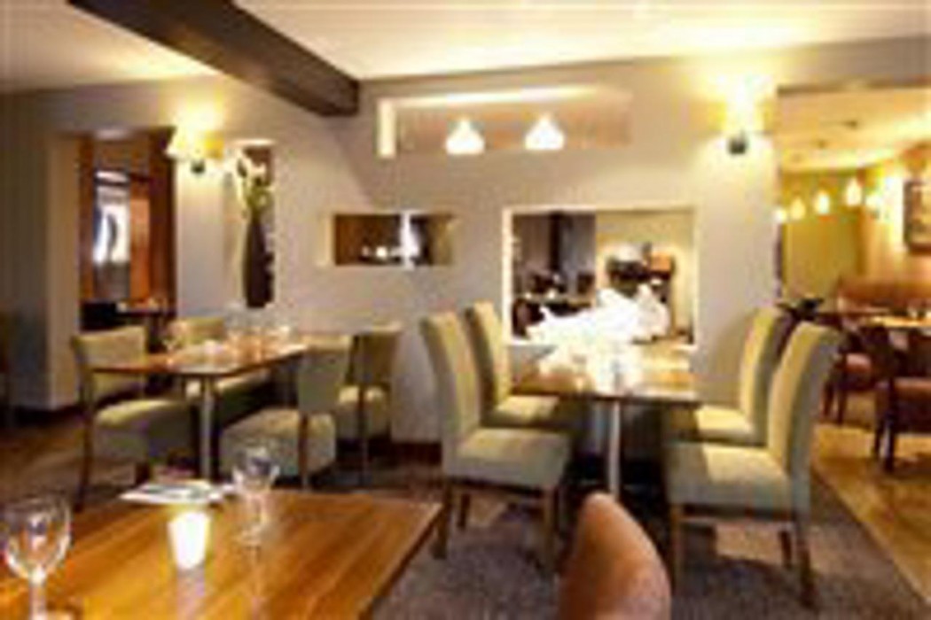 Premier Inn Cardiff City Centre Queen Street 38/60