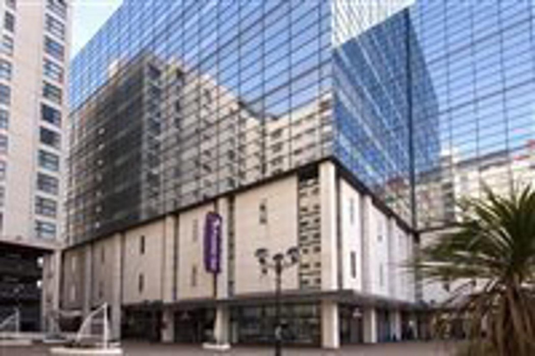 Premier Inn Cardiff City Centre Queen Street in CARDIFF