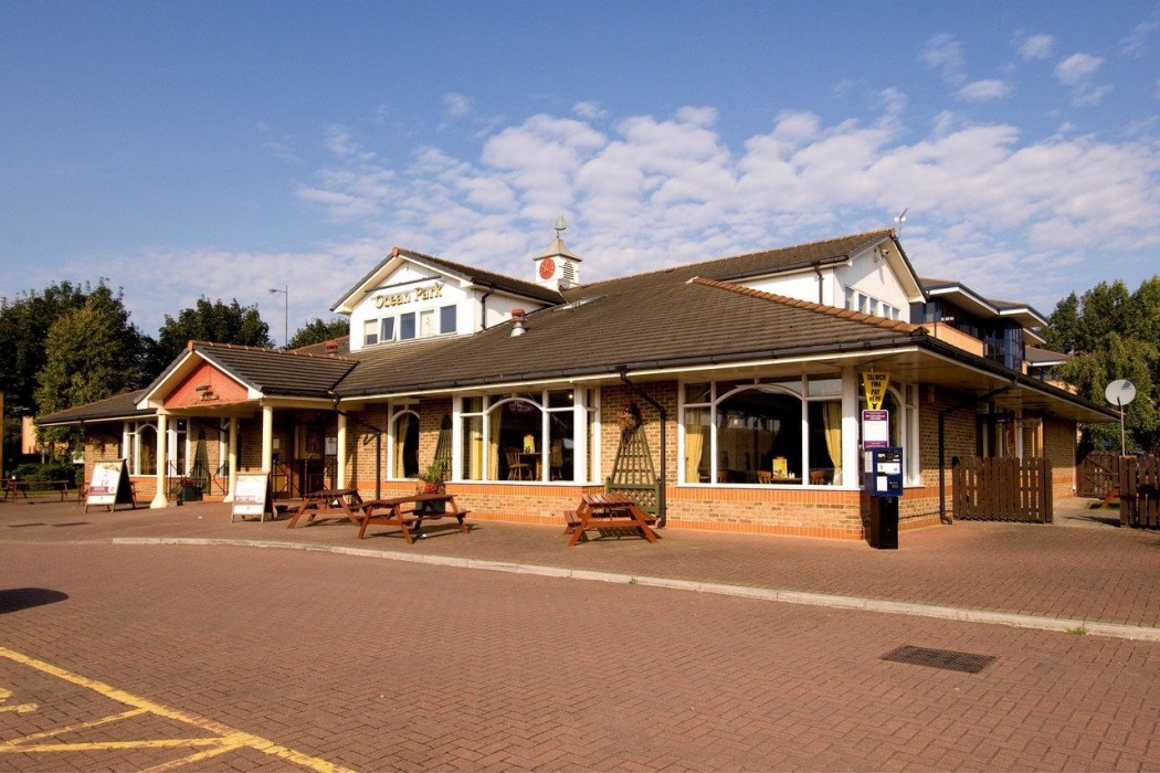 Premier Inn Cardiff City South 18/39