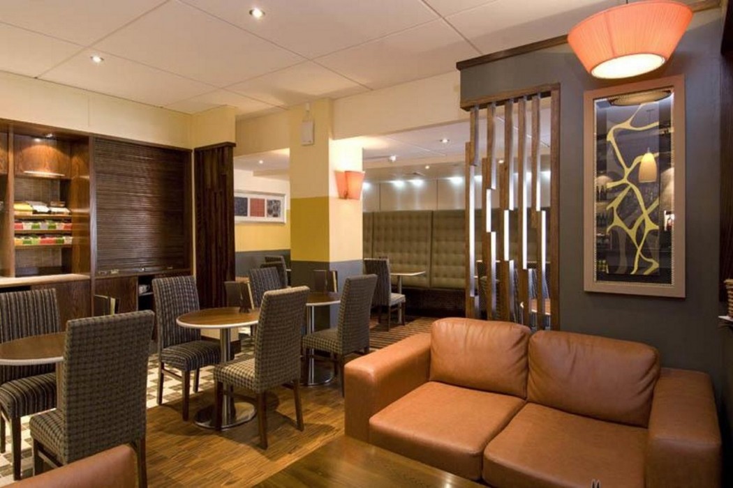 Premier Inn Coventry City Centre (Belgrade Plaza) 21/35