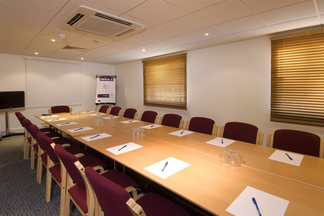 Premier Inn Sheffield City Centre (St Mary's Gate) 48/72