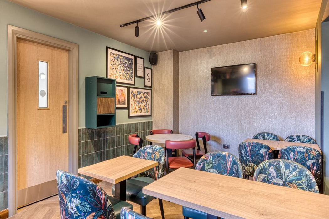 Premier Inn Chester Central South East 20/33