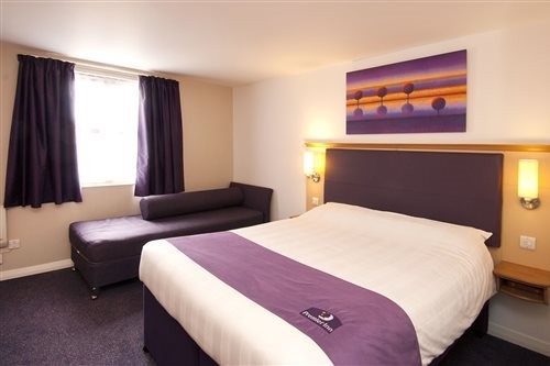 Premier Inn Bolton West 14/43