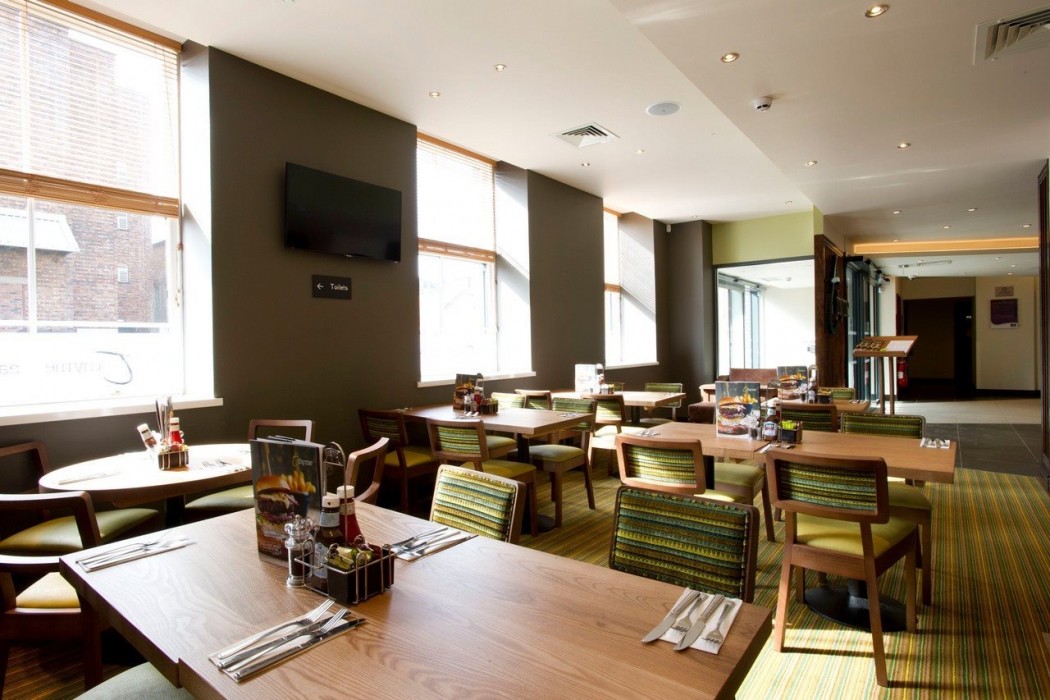 Premier Inn Perth City Centre 22/55