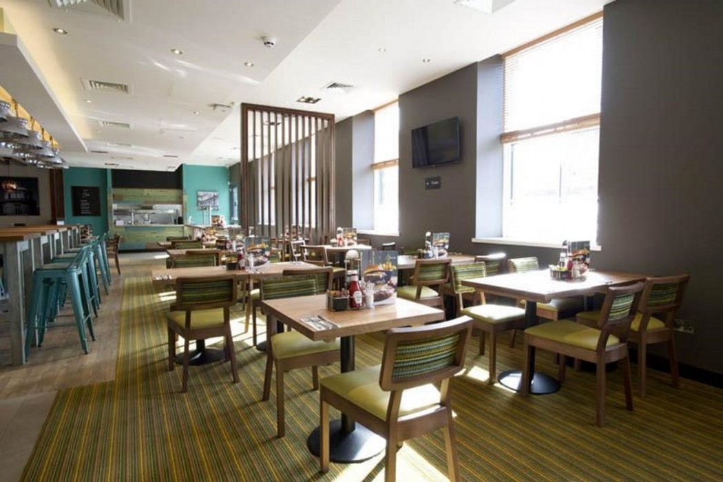 Premier Inn Perth City Centre 19/55