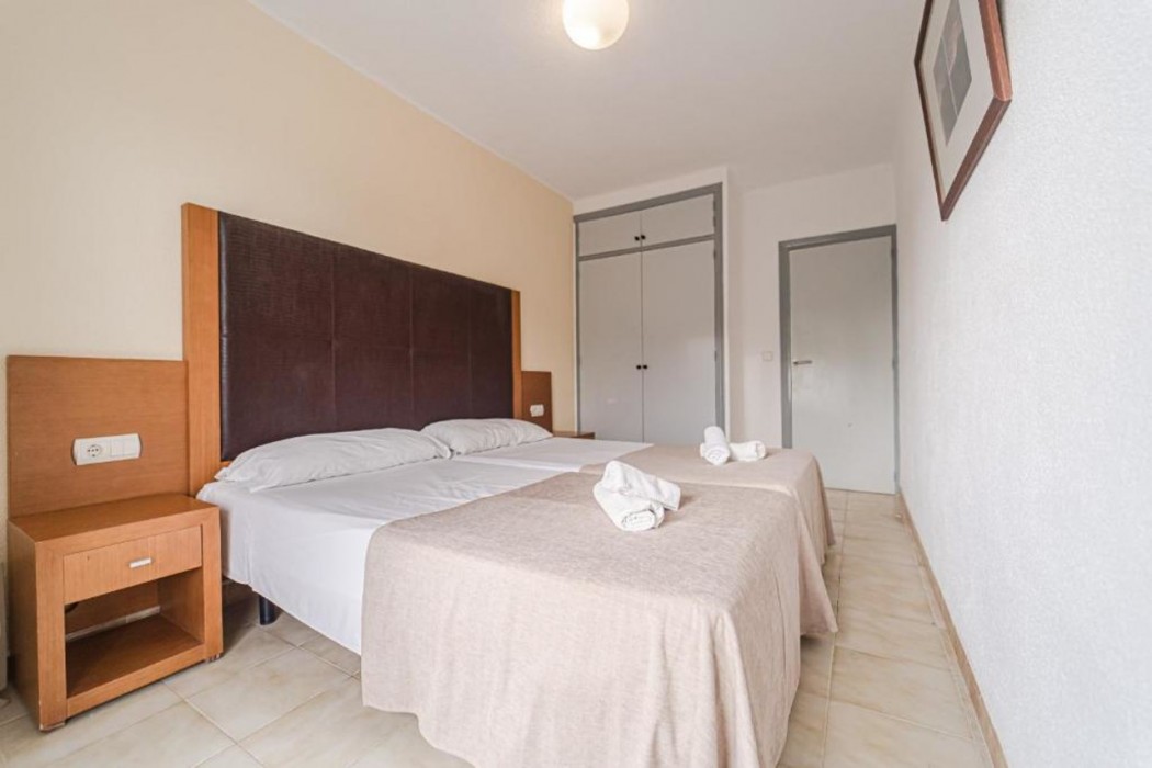 El Cortijo Apartments 13/53